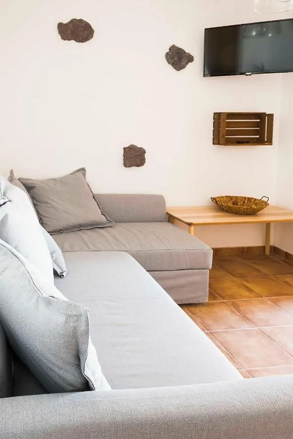 Casas En Finca Ecologica La Espiral, Naturaleza, Calma Y Vistas Al Mar, Icod el Alto Holiday home